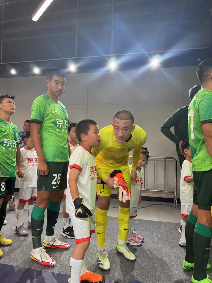 都球员守门员邱值,满山多上篮 都球员守门员邱值,满山多上篮