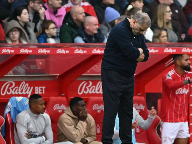 关于主教练战术妙用，带领球队取胜的信息