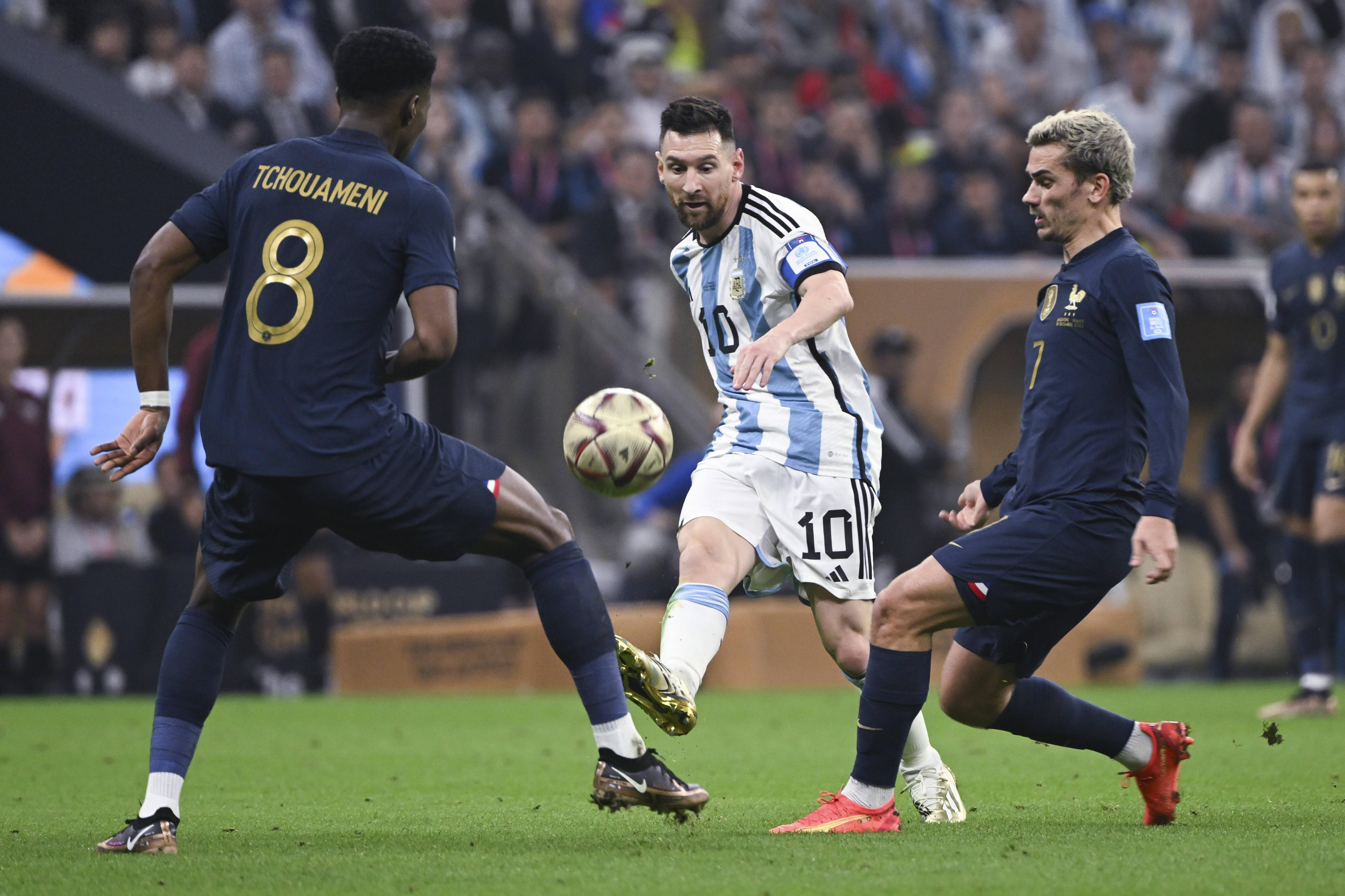 皇家贝蒂斯主场踢平，努力保持稳定