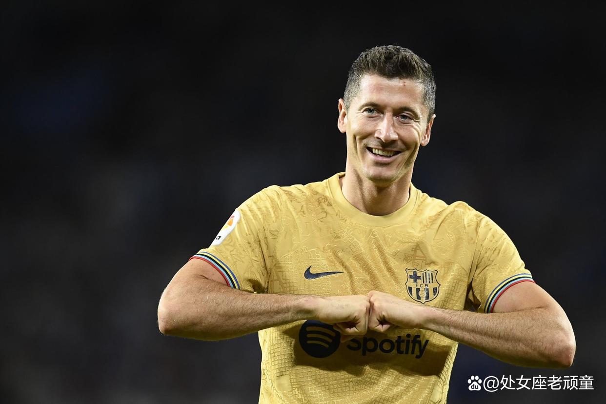 关于尤文强势墨西哥，莱万高光表现的信息