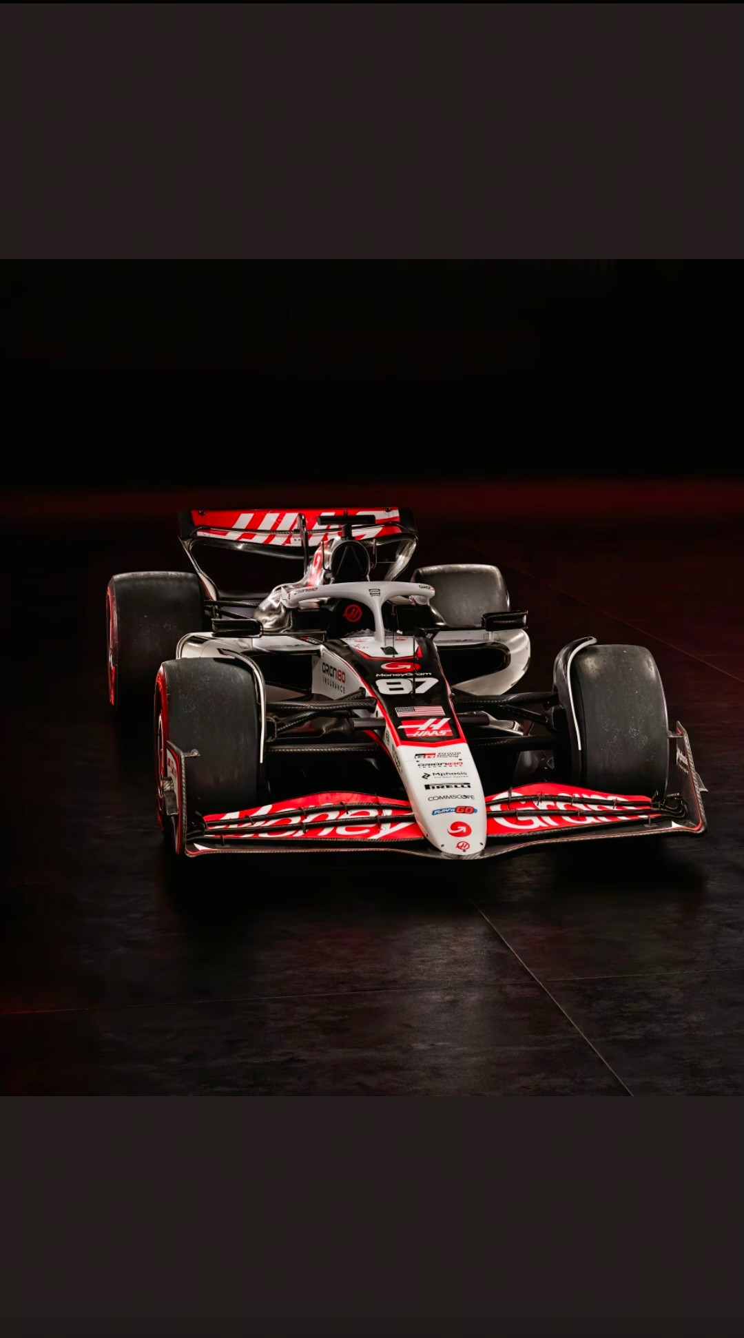 哈斯车队完胜梅赛德斯,维斯塔潘点燃赛场的简单介绍 哈斯车队完胜梅赛德斯,维斯塔潘点燃赛场的简单介绍