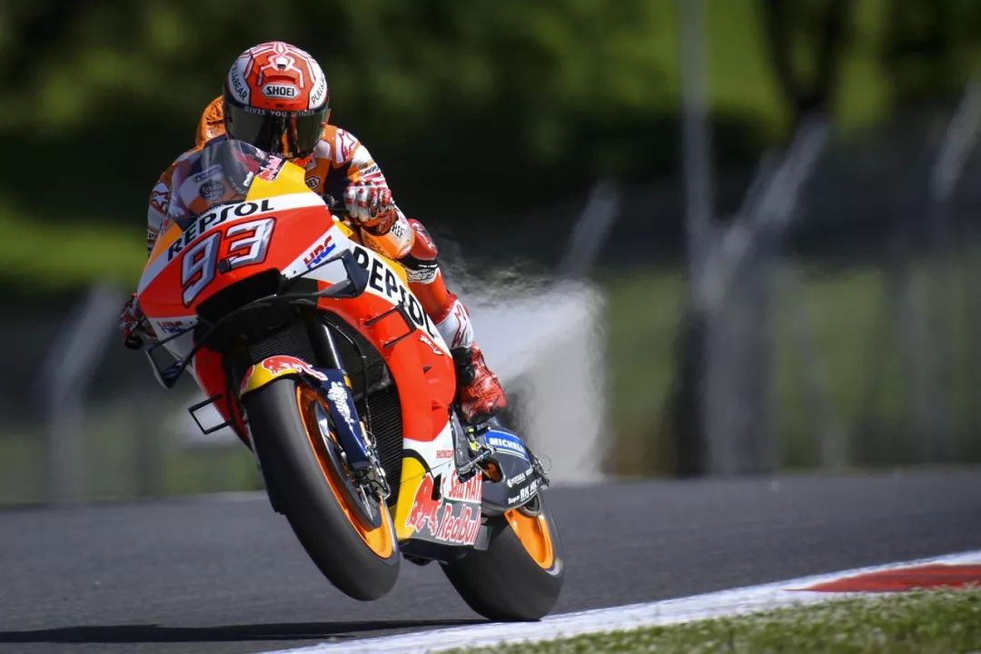 摩尔登险胜里昂，扩大领先优势的简单介绍