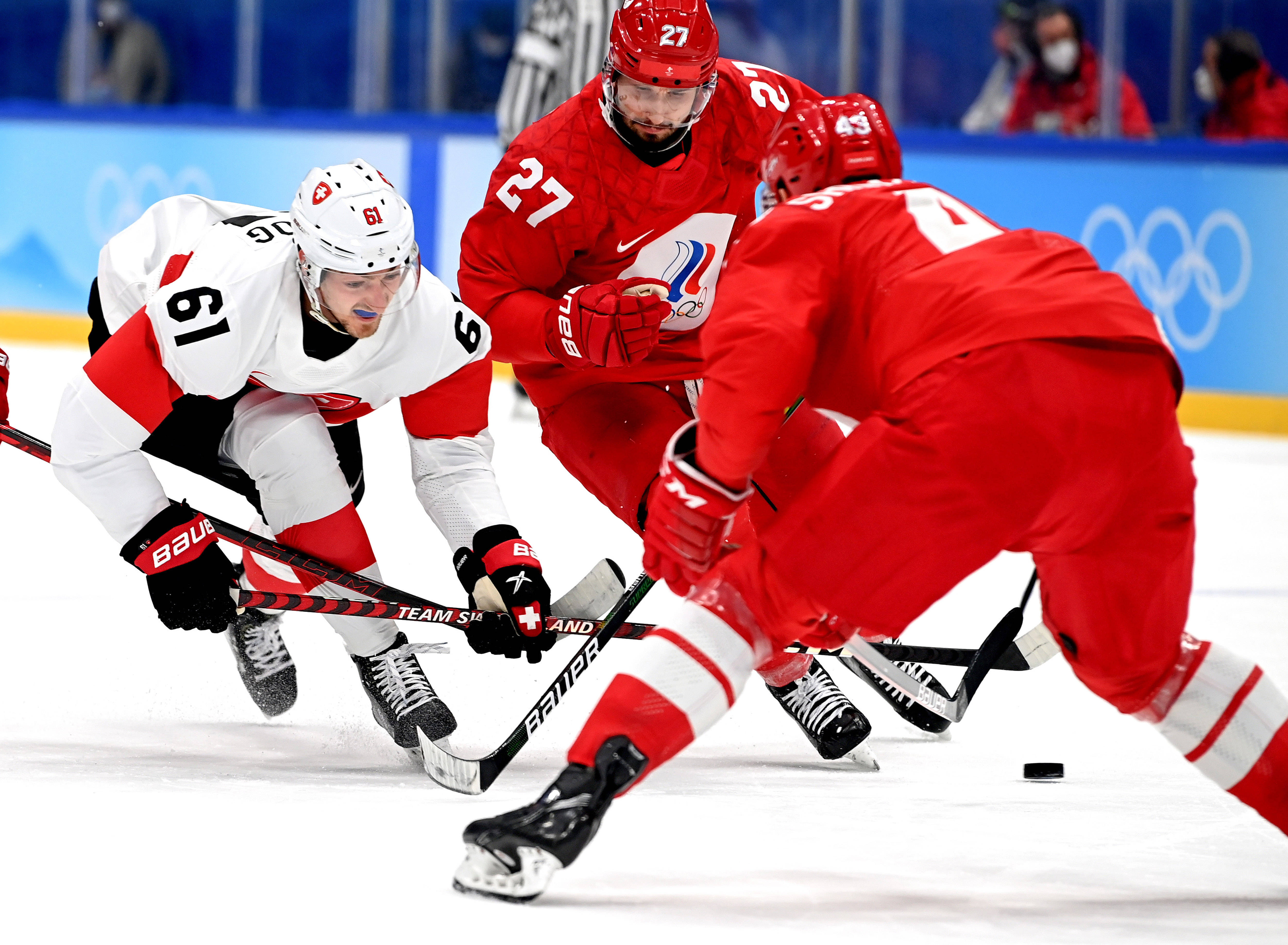 瑞士队迎战立陶宛，全力以赴