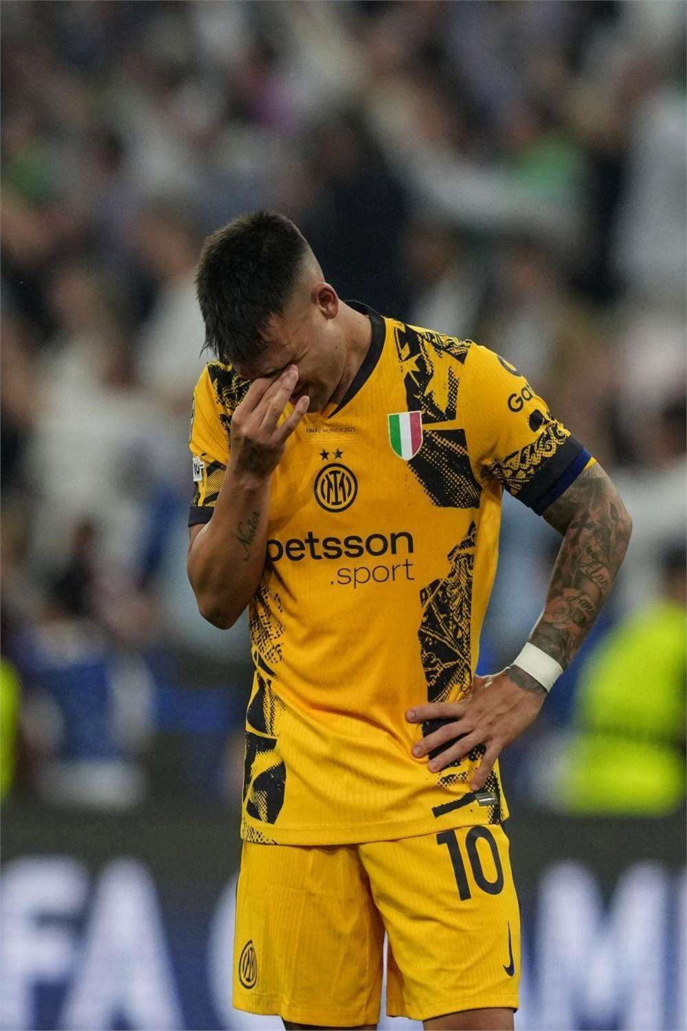 AC米兰球星受伤，前途堪忧的简单介绍