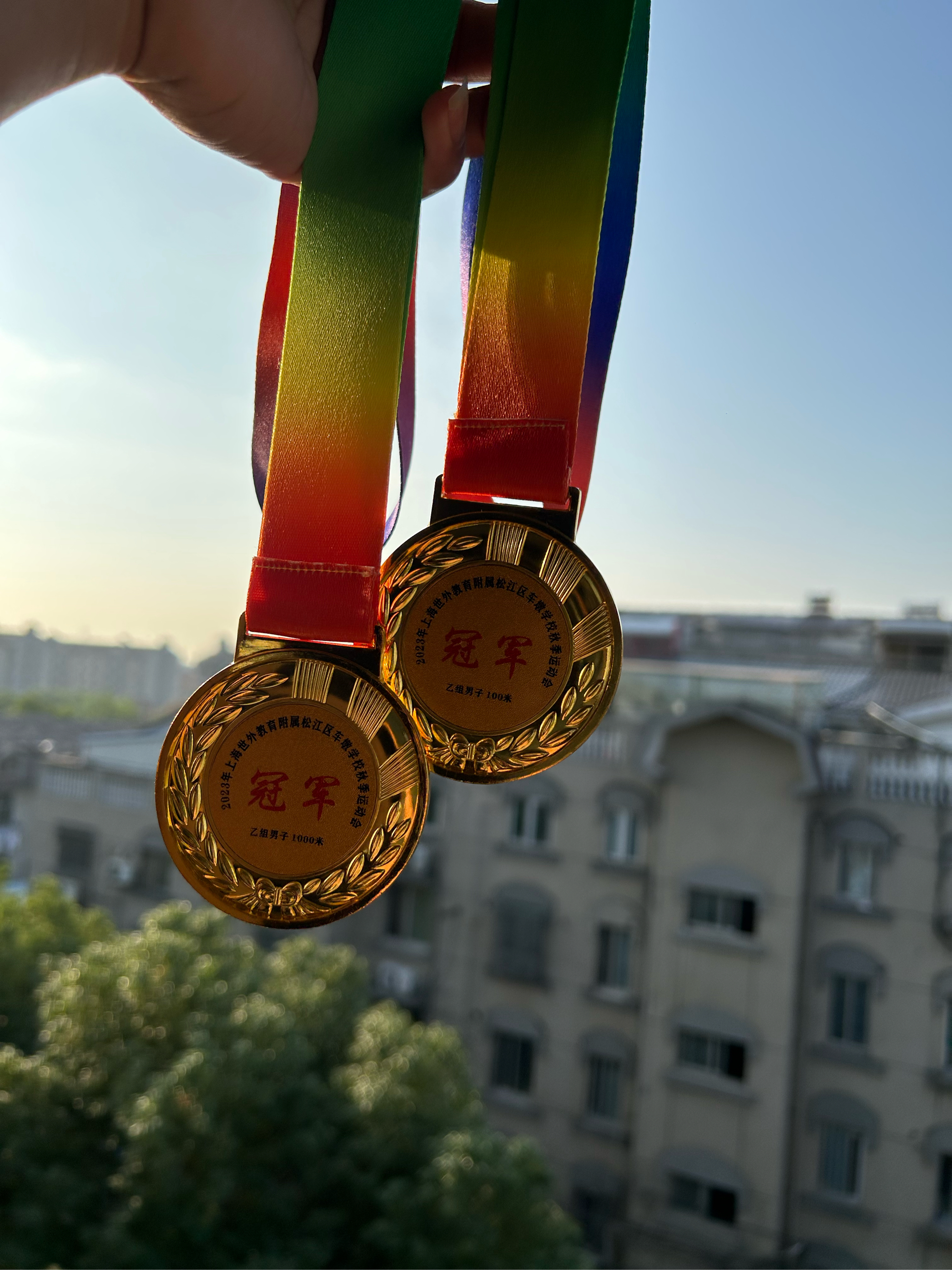 关于美国运动员奋力突围,夺得铜牌的信息 关于美国运动员奋力突围,夺得铜牌的信息