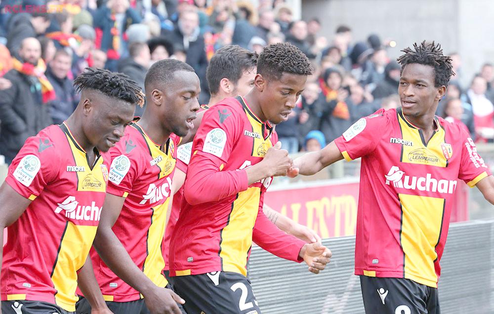 图尔将与里昂交锋,战胜对手 图尔将与里昂交锋,战胜对手