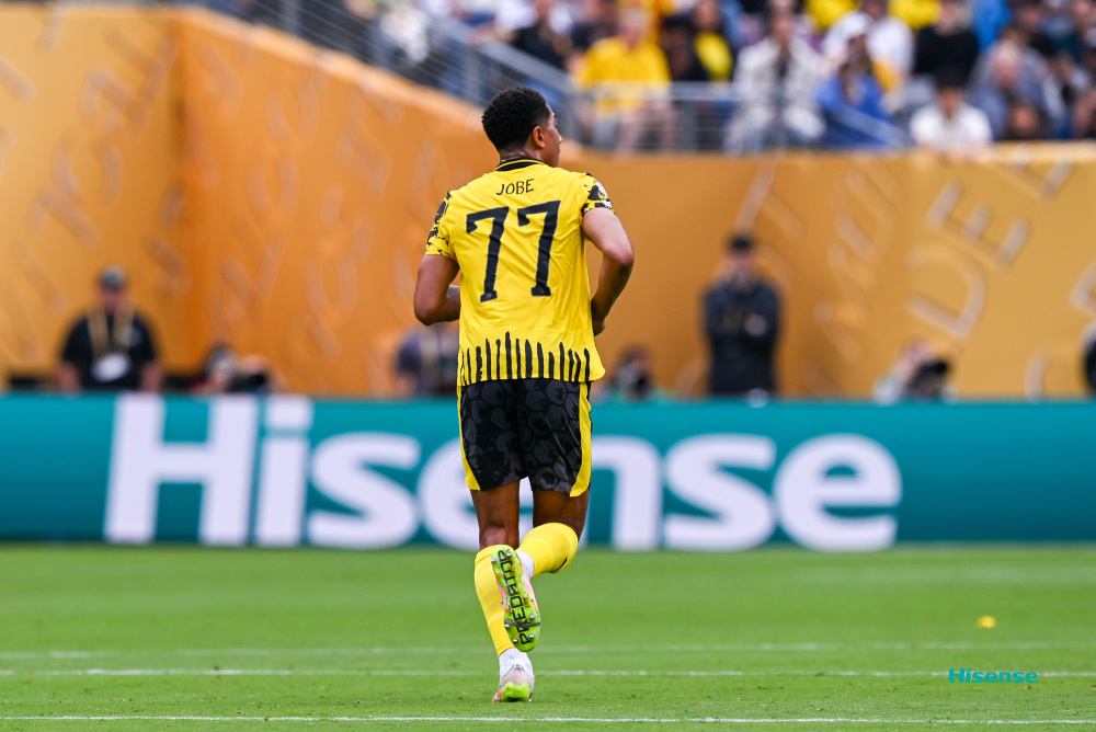 多特蒙德球员上演法甲首秀,期待表现 多特蒙德球员上演法甲首秀,期待表现