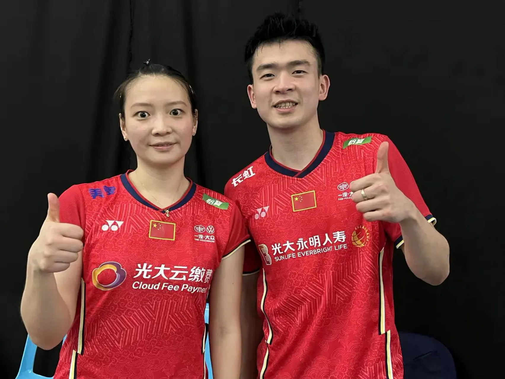 马来西亚队鏖战印尼队，黄鸭组合带队取胜的简单介绍