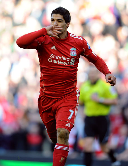 关于马德里竞技完胜AC米兰，苏亚雷斯刷新纪录的信息