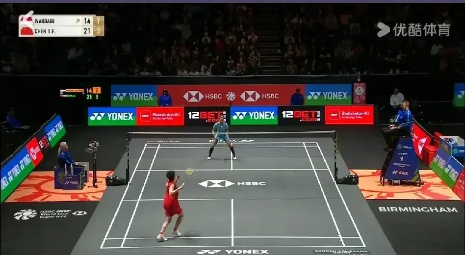 中国队险胜印尼队，陈雨菲扛起全队