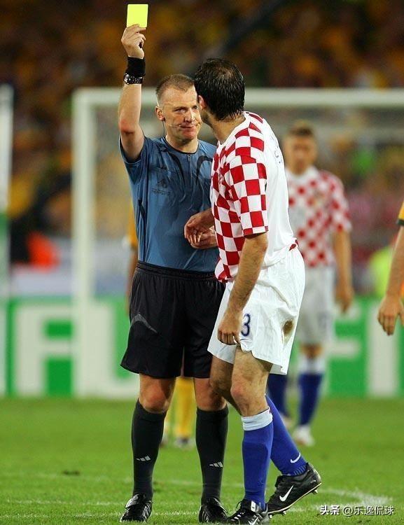 包含比利时乒乓球队鏖战韩国乒乓球队，波尔完成帽子戏法的词条