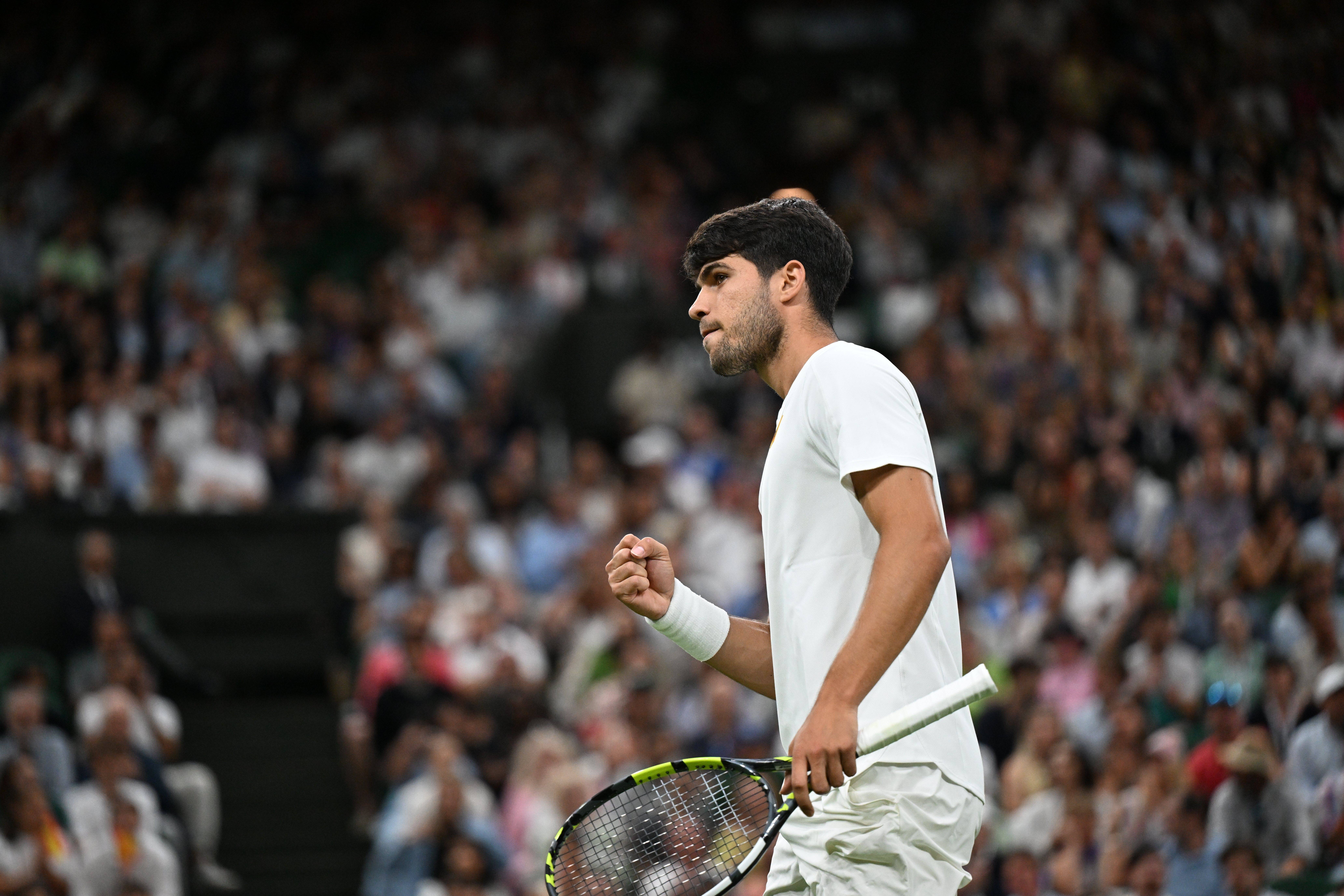 澳大利亚网球队强势英国网球队，阿尔卡拉斯统治全场的简单介绍