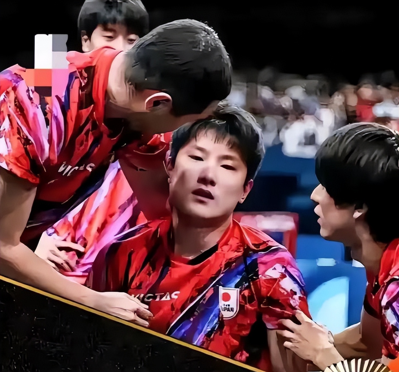 包含英国乒乓球队翻盘奥地利乒乓球队，王皓绝境逆转的词条