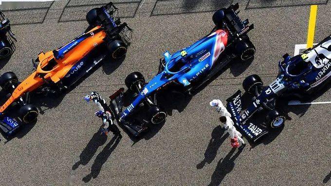 梅赛德斯完胜红牛二队，诺里斯统治全场的简单介绍