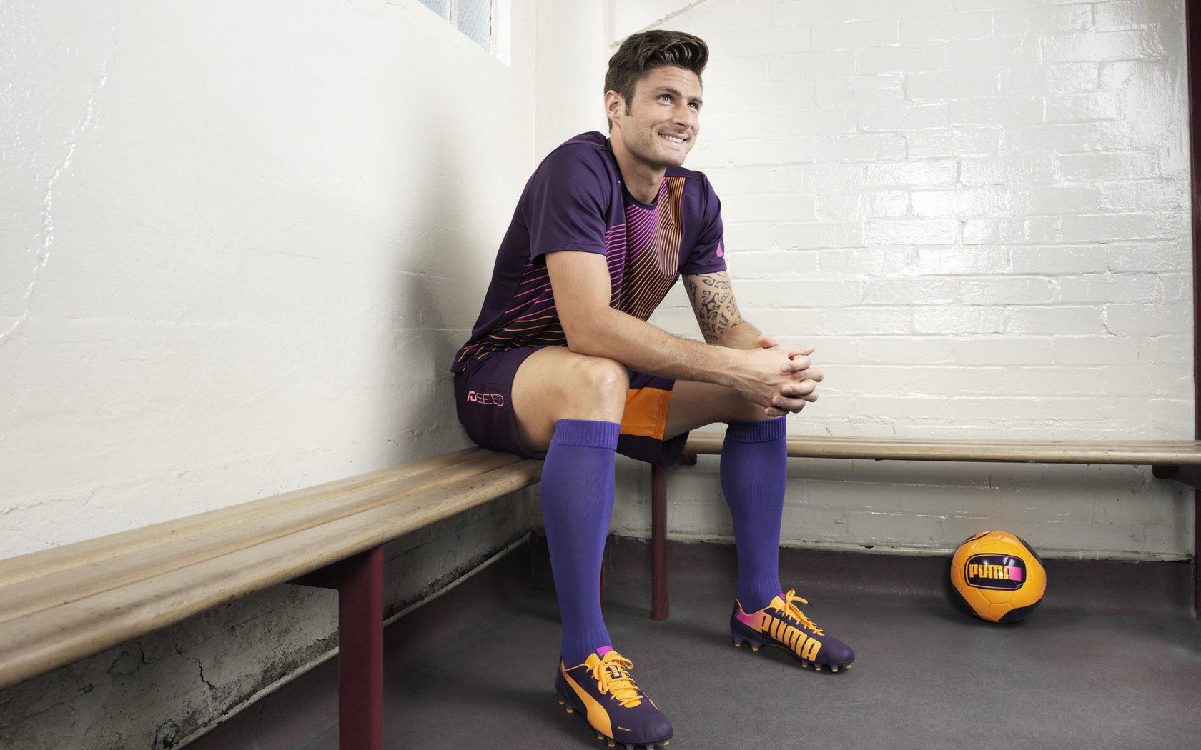 奇迹之夜，梅西领航巴萨式逆转，哥伦比亚见证足球史诗