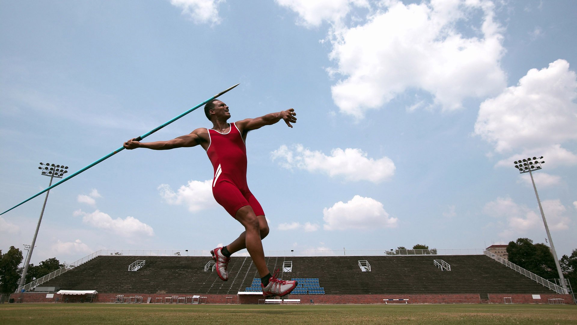 奇迹之夜，当C罗的利刃刺穿蓝月，英格兰见证历史性逆转